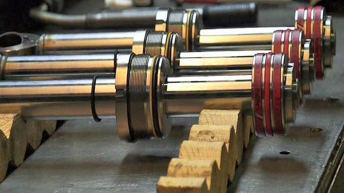 Cilindros Hidraulicos,Direcciones Hidraulicas,Cajas de Direccion,Bombas Hidraulicas,Motores de Giro,Cremalleras de Direccion Hidraulica,Orbitroles,Sellos Hidraulicos,Reparacion de Componentes Hidraulicos